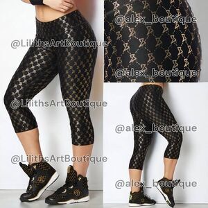 Zumba Hip Hop Honey Metallic Capri Leggings Bold Black/Gold Size S (E036)